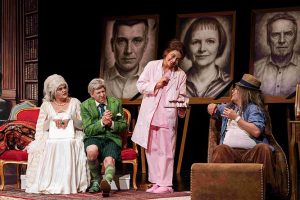 Am 22.11. Theater: „Ewig jung"